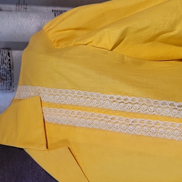 Vintage Yellow Pleat Dress - Picture 7 of 16